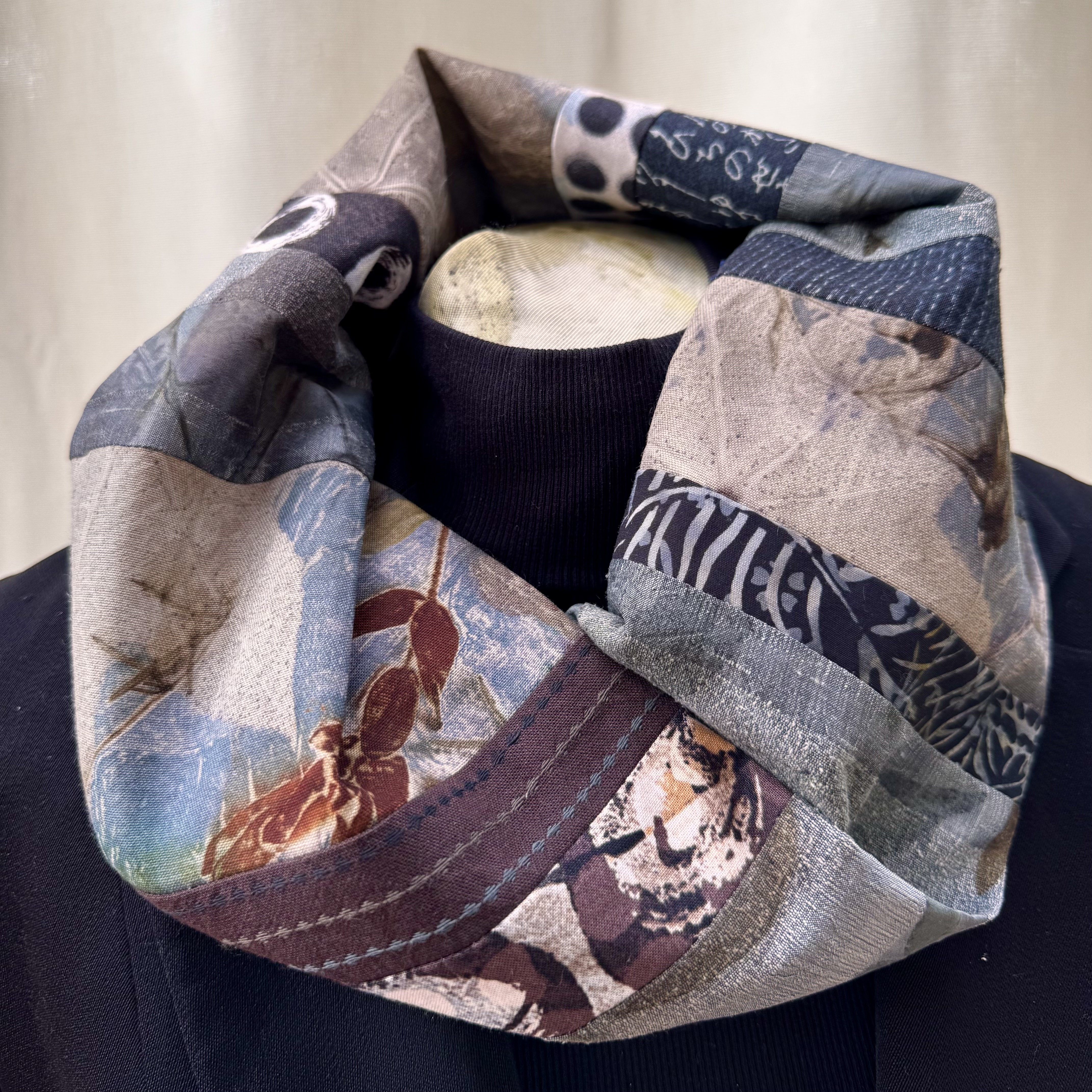 blue and purple scarf