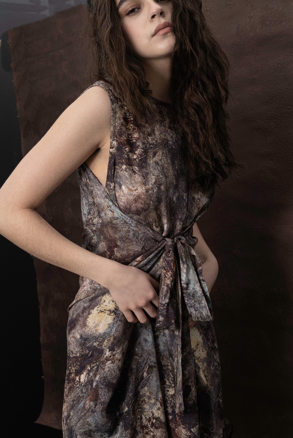 brown dress