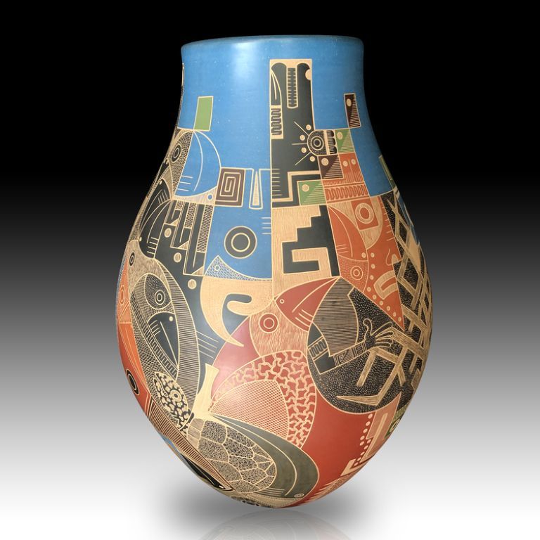 The four elements from the earth colors  the birds  turtles  fishes working together with the nicoyan chief and the beatiful volcan explosion celebrating the perseverance.