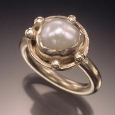 ring with center pearl