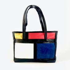 purse with color blocking
