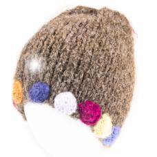 brown hat