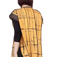 airy vest with gridded dyed pattern