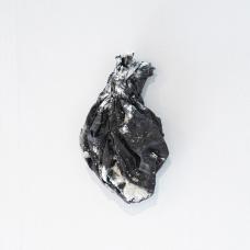 Black clay with porcelain powdered clay